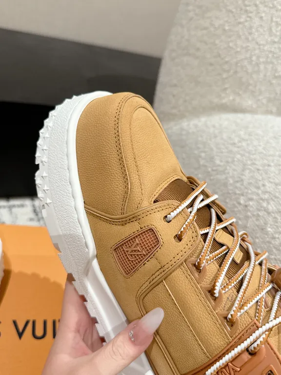 Louis Vuitton Shoe 